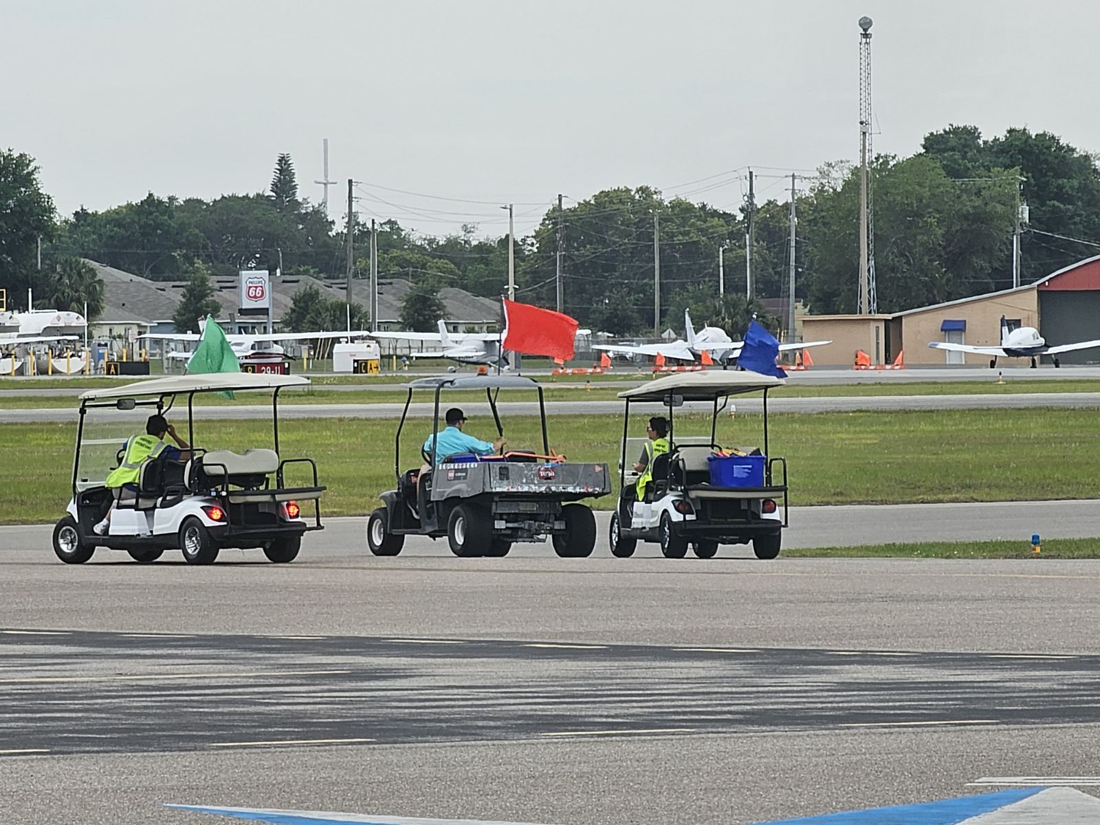 Sun 'N Fun པ Carts